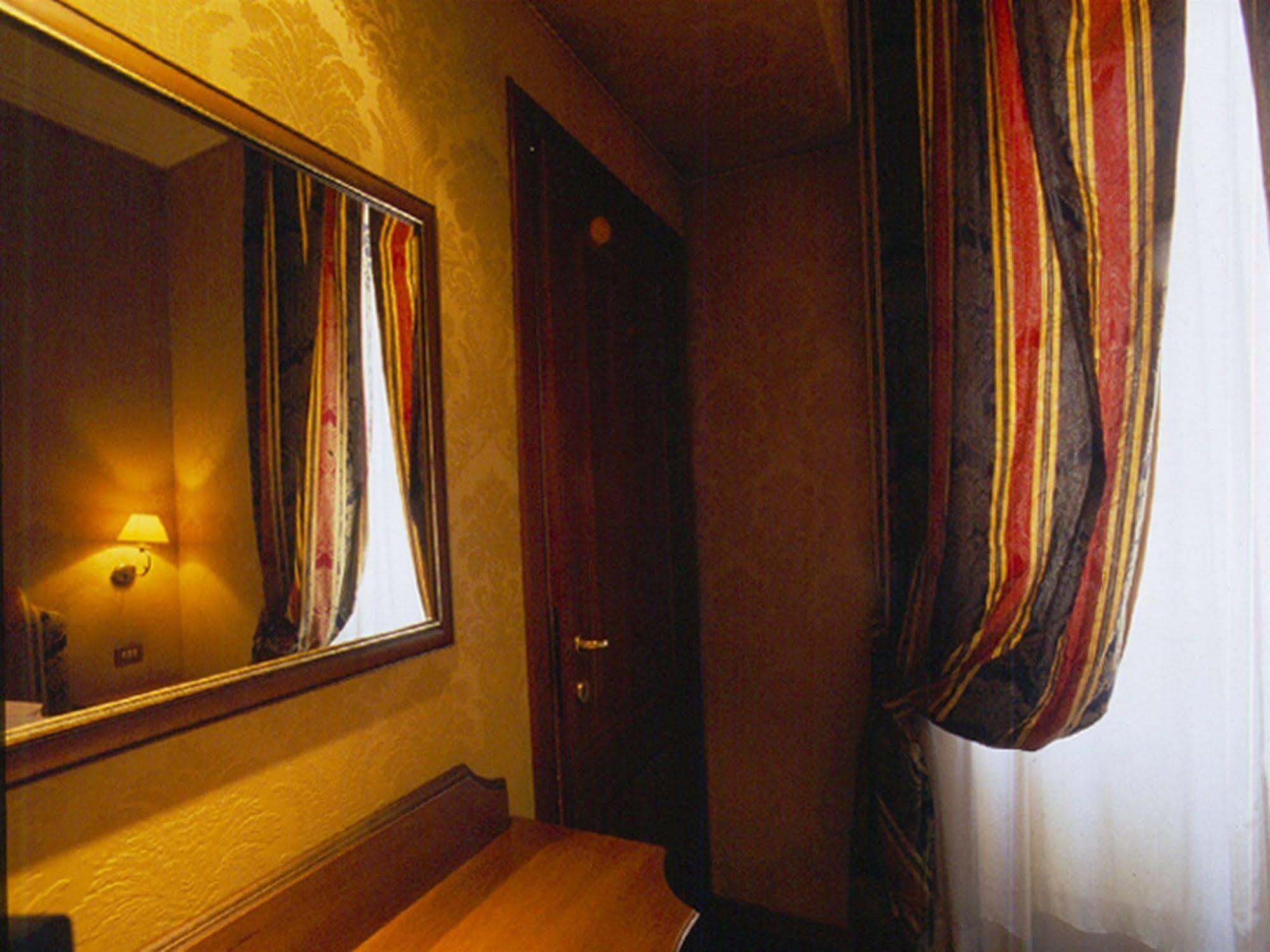 Hotel Quisisana Rome Exterior photo